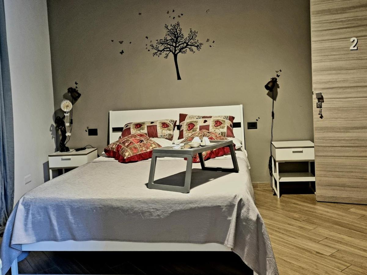 B&B Tre Passi Dalla Torre 몬테사르치오 외부 사진