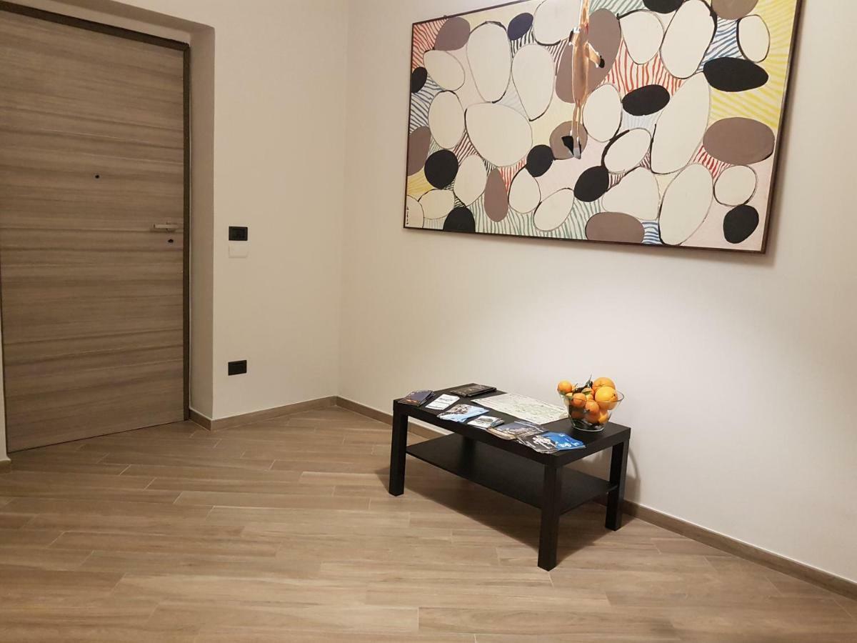 B&B Tre Passi Dalla Torre 몬테사르치오 외부 사진