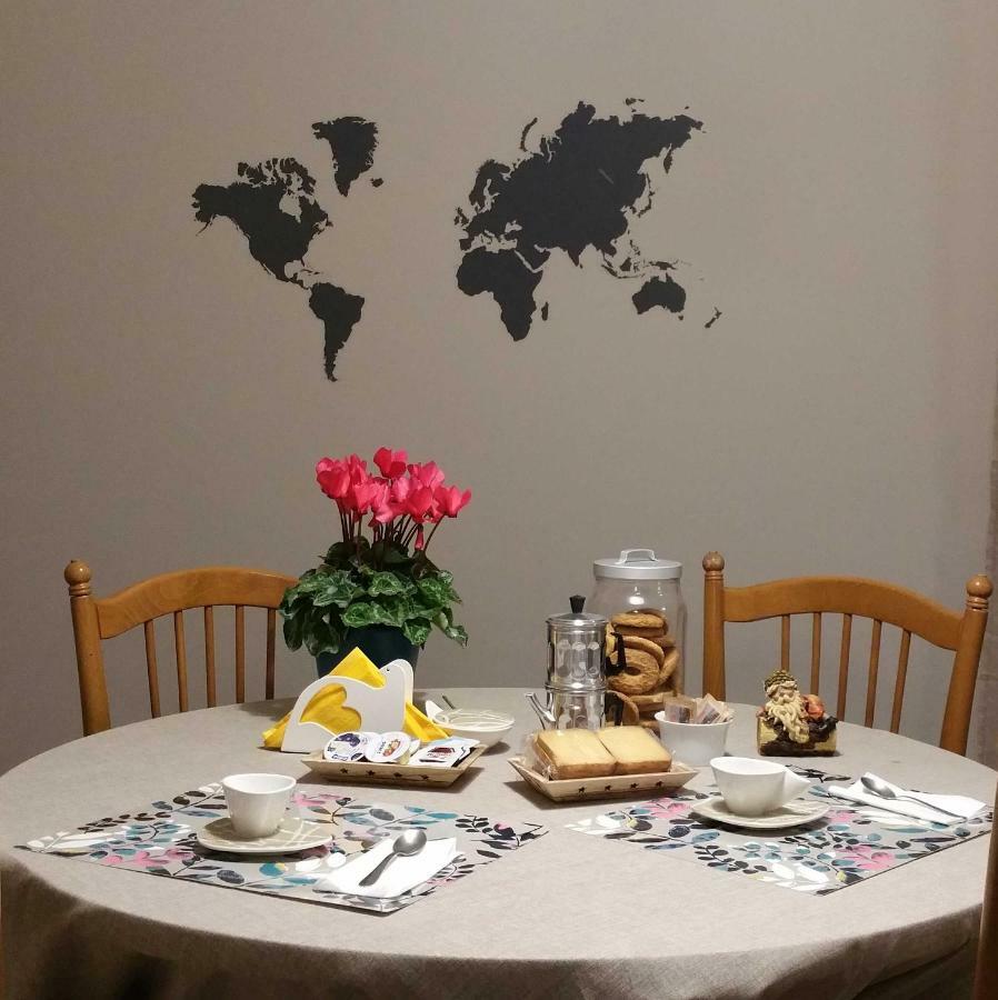 B&B Tre Passi Dalla Torre 몬테사르치오 외부 사진